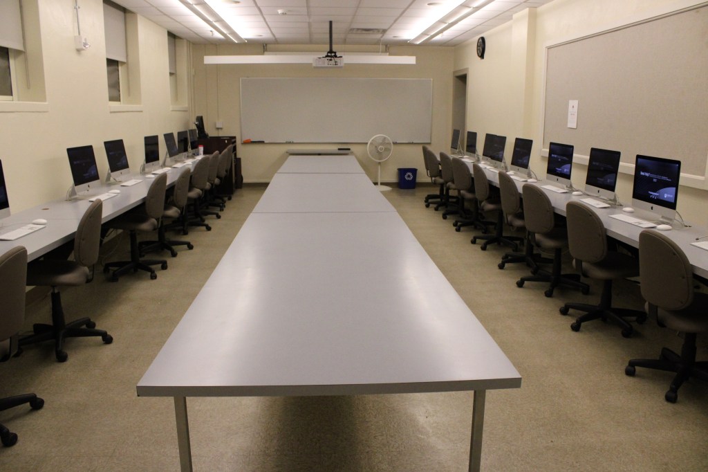 Teel Hall Mac Lab at Albright College.